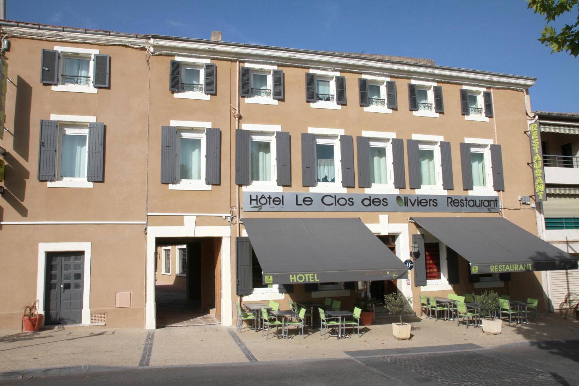 Logis Hotel Le Clos Des Oliviers Bourg-Saint-Andeol Bagian luar foto
